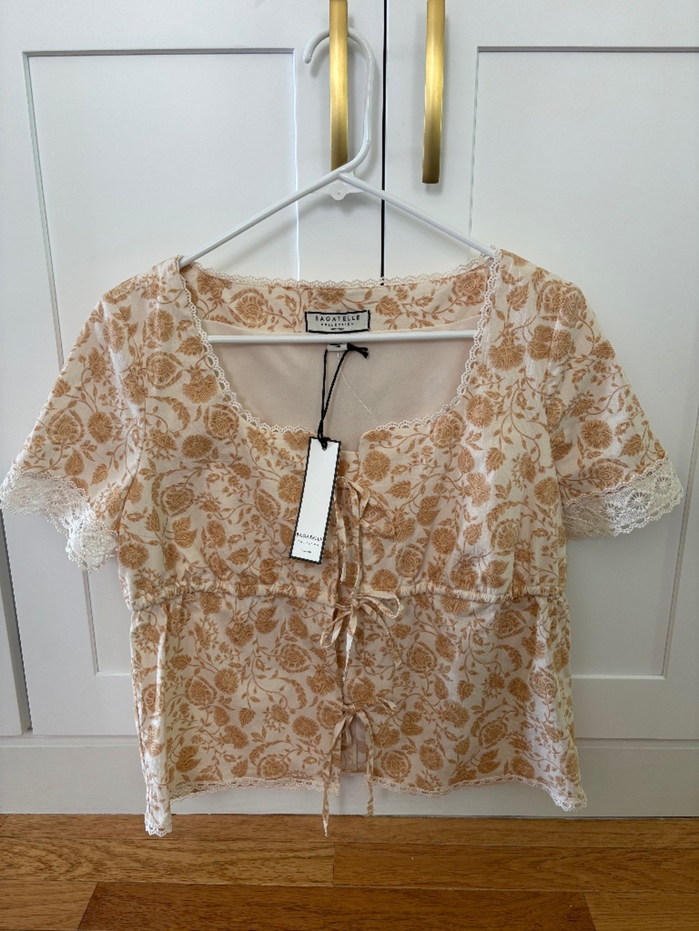 NWT Bagatelle Collection cream floral square-neck top